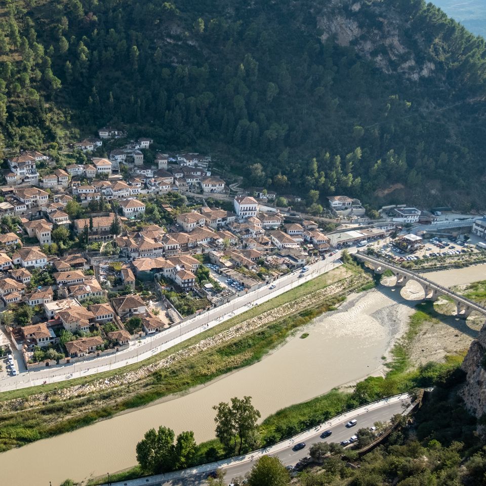 Urban Hydrosystem Management in Europe
